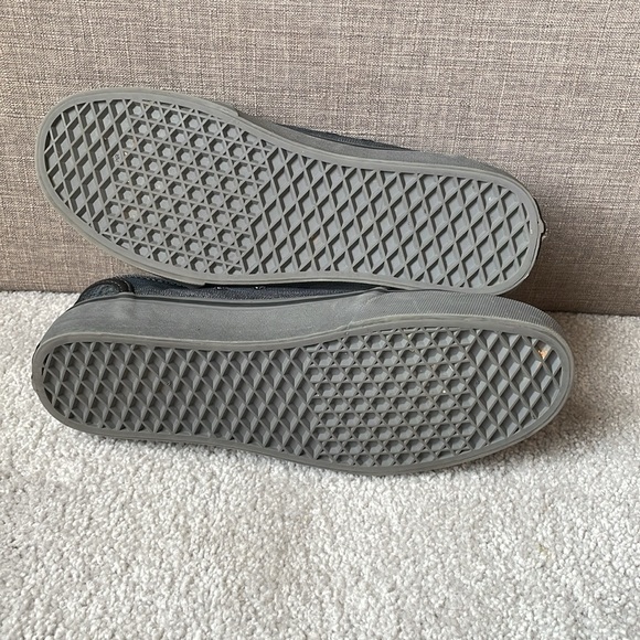 Vans Chukka Low (Denim) Black/Pewter UltraCush Sneakers - Picture 10 of 10